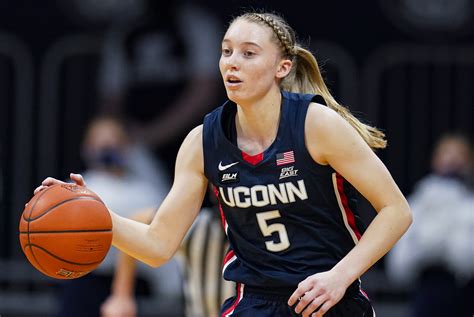 paige bueckers uconn women's basketball